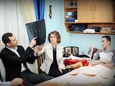 الاسد وزوجته اسماء يزوران لحام في المستشفى