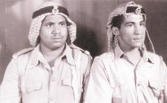 ... ومع احد زملائه حينما كان عسكرياً