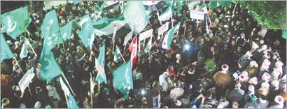 «إخوان لبنان» في تحرك داعم للثورة السورية في صيدا