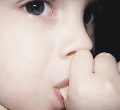 u0645u0635 u0625u0635u0628u0639 u0627u0644u0625u0628u0647u0627u0645 u0639u0627u062fu0629 u064au0645u0627u0631u0633u0647u0627 u0627u0644u0637u0641u0644 u0644u0625u0634u0628u0627u0639 u0630u0627u062au0647r