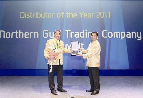 رائد ترجمان يتسلم جائزة أفضل وكيل في العالم