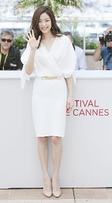 ... وبطلة الفيلم كيم يو- جين	(يو بي اي)