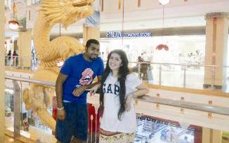 u0645u0633u0643 u0648u0639u0644u064a u062eu0644u0627u0644 u062au0645u0636u064au062au0647u0645u0627 u0634u0647u0631 u0627u0644u0639u0633u0644 u0641u064a u062au0627u064au0644u0646u062f