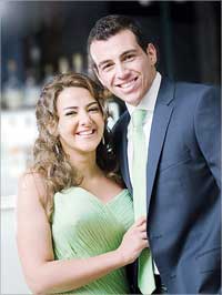 دنيا وخطيبها رامي 