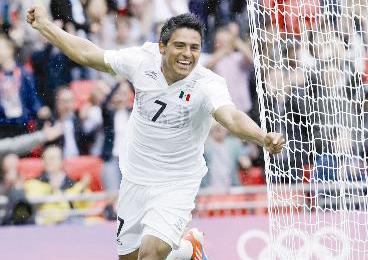 فرحة مكسيكية بالفوز والتأهل إلى النهائي