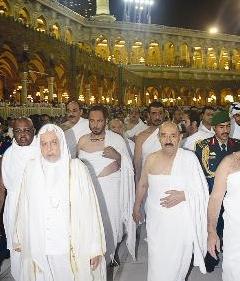 ... وفي الحرم المكي