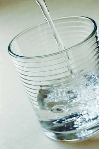 u0639u0644u0627u062c u0627u0644u062du0645u0649 u0628u0627u0644u0645u0627u0621 u00abu0625u0639u062cu0627u0632 u0646u0628u0648u064a u0633u0628u0642 u0627u0644u0639u0644u0645 u0627u0644u062du062fu064au062b u0628u0642u0631u0648u0646u00bb