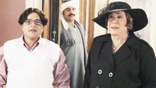 مع سميحة أيوب في مشهد من «تيتة رهيبة»