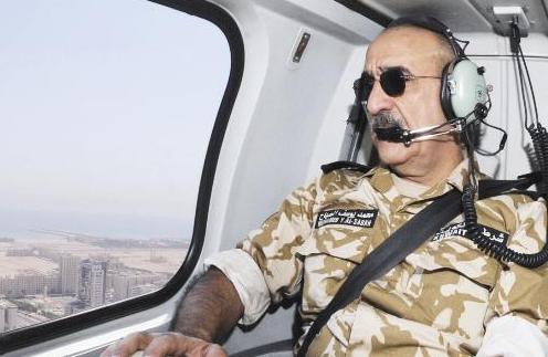 اليوسف يطمئن على الحدود جواً