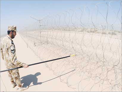 التأكد من فعالية السياج الحدودي