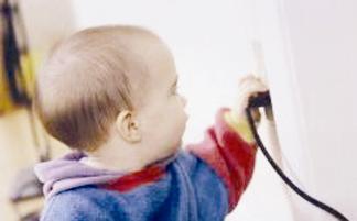 الحذر عند شراء الألعاب التي تعمل بالتيار الكهربائي