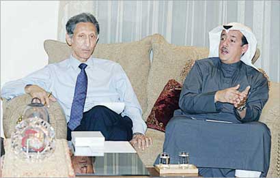 u062au0631u0643u064a u0627u0644u062fu062eu064au0644 u0645u062au062du062fu062bu0627u064b u0648u0628u062cu0627u0646u0628u0647 u0637u0627u0644u0628 u0627u0644u0631u0641u0627u0639u064a (u062au0635u0648u064au0631 u0632u0643u0631u064au0627 u0639u0637u064au0629)