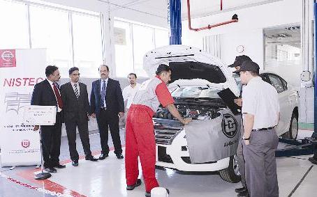 جانب من عمليات الفحص الفني