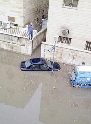 ... وهروب فوق البيوت