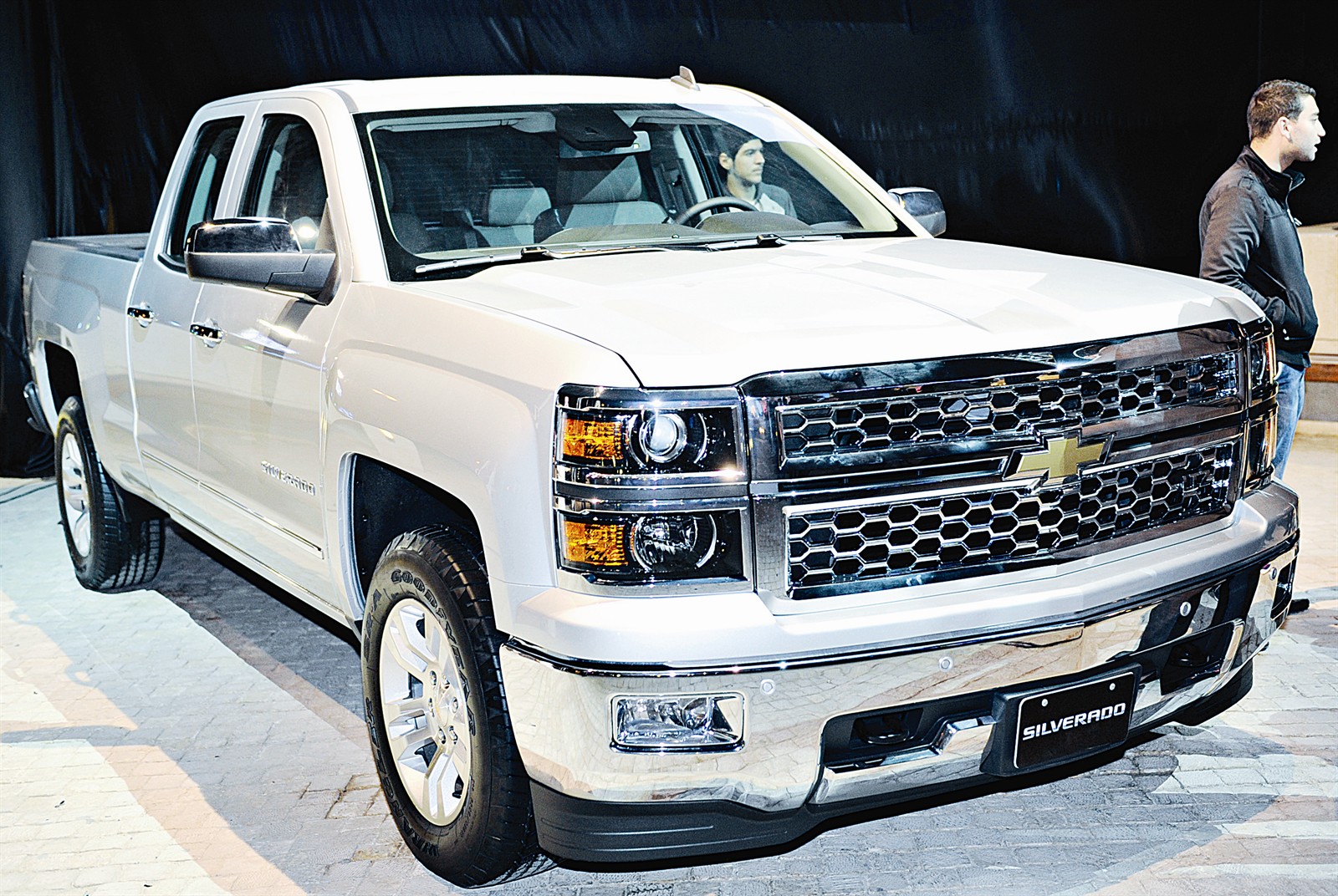 «سيلفرادو 2014 » ... الأقوى