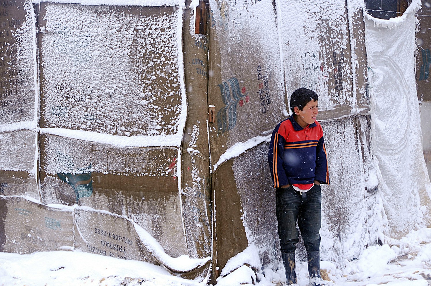 u0648u0644u062f u0633u0648u0631u064a u0644u0627u062cu0626 u0623u0645u0627u0645 u062eu064au0645u062au0647 u0627u0644u062au064a u063au0645u0631u062au0647u0627 u0627u0644u062bu0644u0648u062c u0641u064a u0645u0646u0637u0642u0629 u0627u0644u0628u0642u0627u0639 u0627u0644u0644u0628u0646u0627u0646u064au0629 (u0623 u0628)