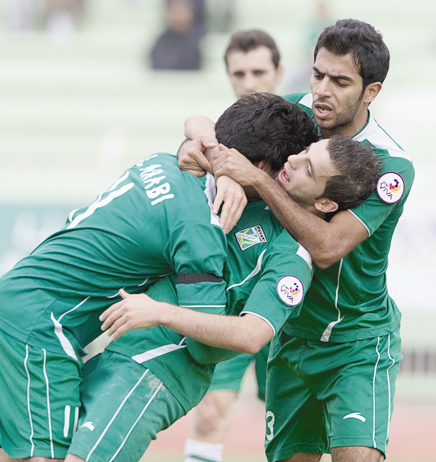 u0641u0631u062du0629 u0644u0627u0639u0628u064a u0627u0644u0639u0631u0628u064a u0628u062au0633u062cu064au0644 u0627u0644u0647u062fu0641 u0627u0644u0623u0648u0644 (u0627u0644u0623u0632u0631u0642 u062fu0648u062a u0643u0648u0645)