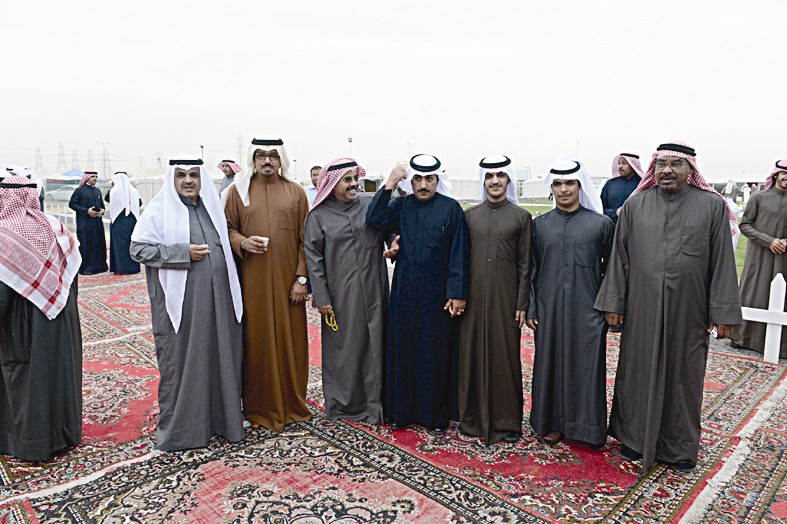 آل البديح في مخيمهم