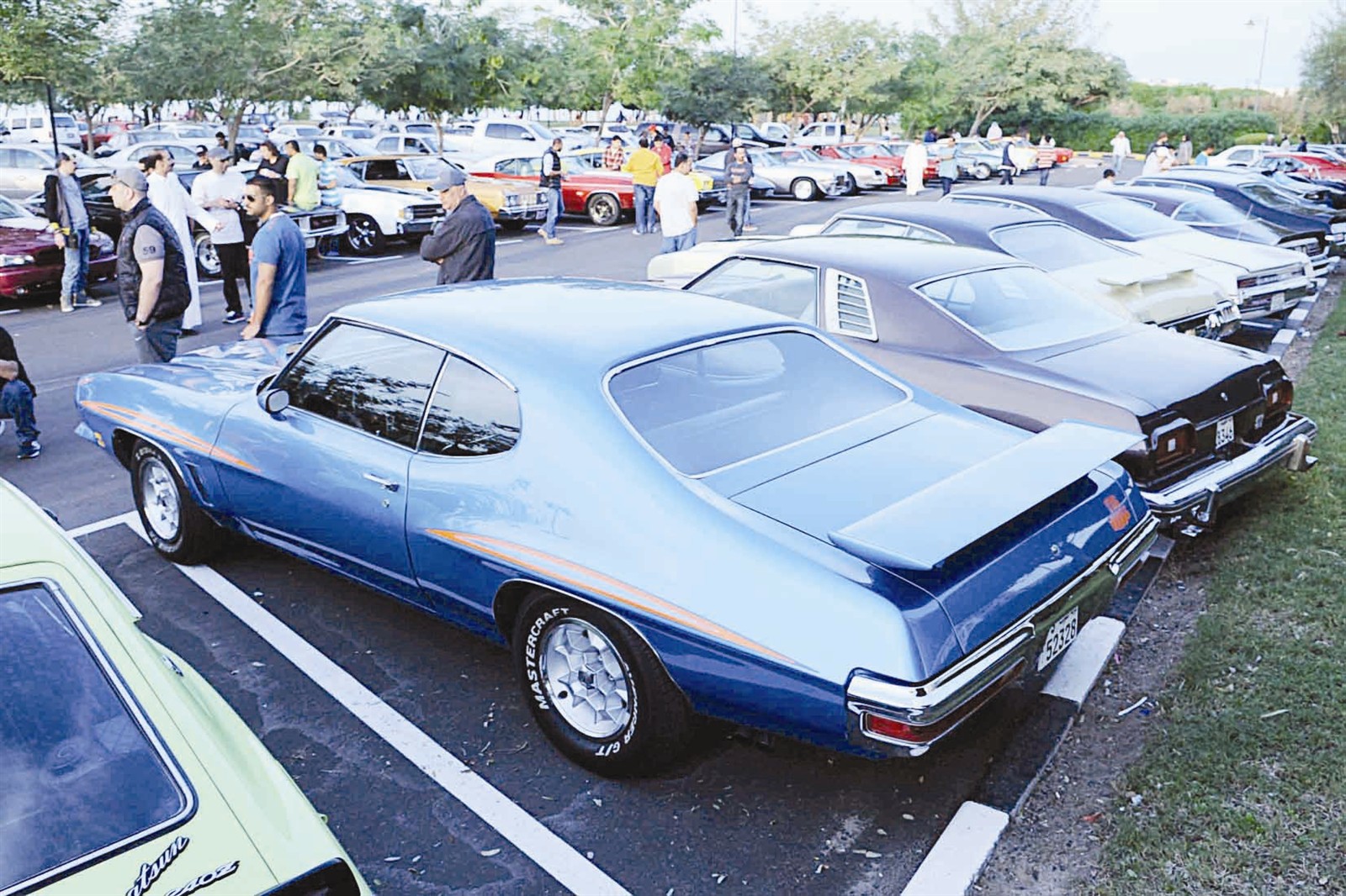 اقتناء السيارات القديمة هواية تواجه صعوبة البقاء (تصوير كرم ذياب)