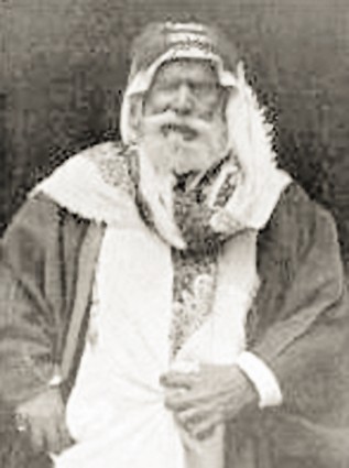 تاجر اللؤلؤ هلال فجحان المطيري