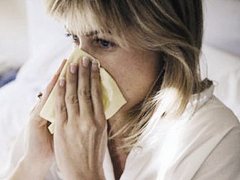 العطس من أعراض نزلات البرد ومضاعفاته خطيرة