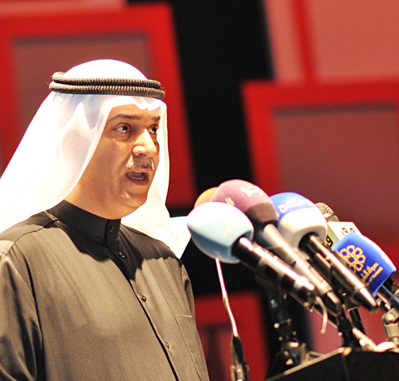 علي اليوحة ملقيا كلمته