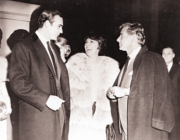 خلال العرض الأول لسلسلة أفلام «جيمس بوند»