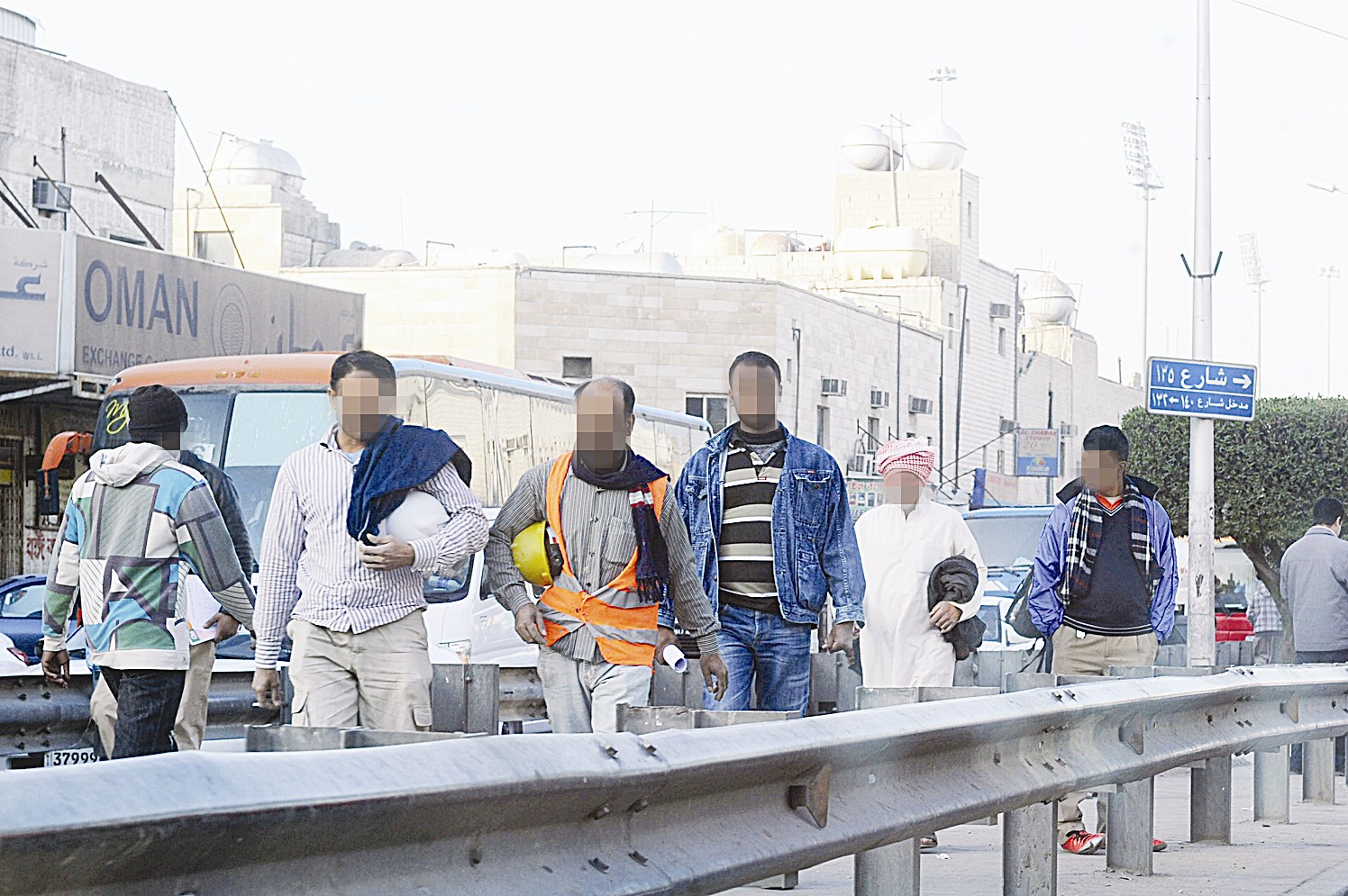 العمالة مشكلة أخرى في جليب الشيوخ