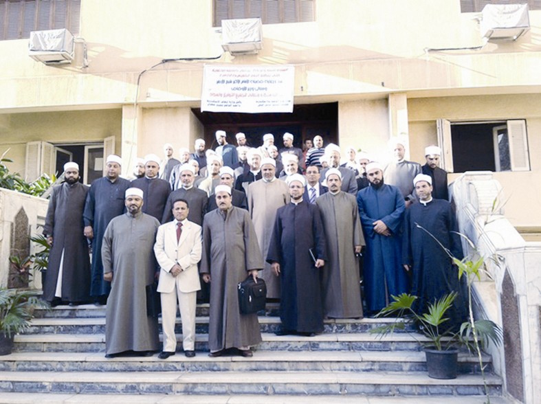 u0623u0632u0647u0631u064au0648u0646 u0641u064a u0642u0627u0641u0644u0629 u062fu0639u0648u064au0629 u0628u0627u0644u0625u0633u0643u0646u062fu0631u064au0629