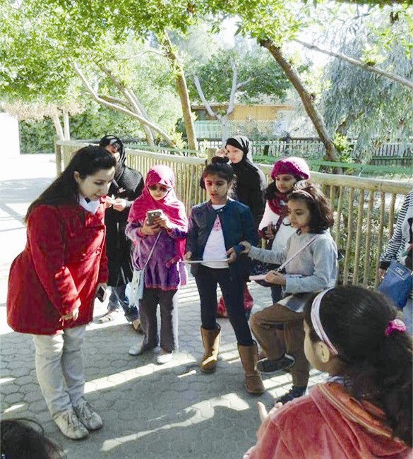 تدريب الأطفال على كيفية التصوير