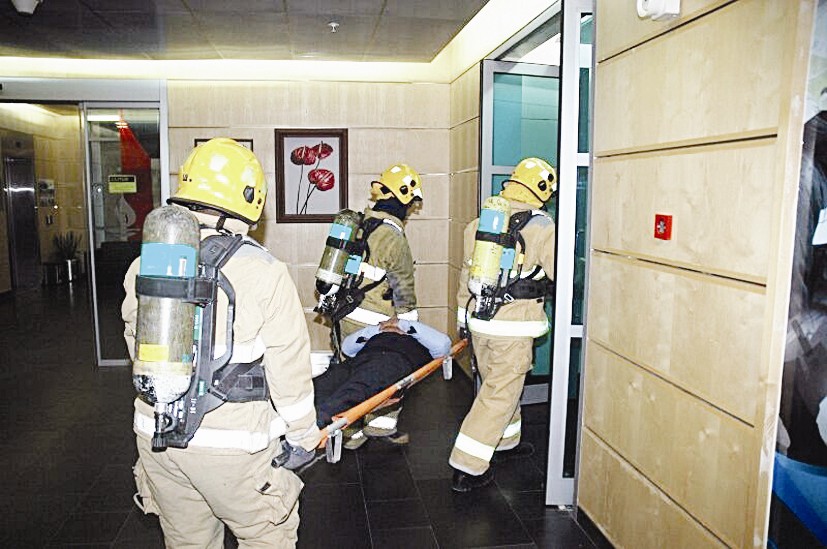 u0631u062cu0627u0644 u00abu0627u0644u0627u0637u0641u0627u0621u00bb u064au062du0645u0644u0648u0646 u0645u0635u0627u0628u0627 u0641u064a u0627u0644u062du0627u062fu062b