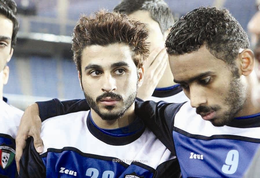 u0644u0627u0639u0628u0648 u0623u0632u0631u0642 u0627u0644u0634u0628u0627u0628 u062eu0644u0627u0644 u062au062fu0631u064au0628u0627u062au0647u0645 u0627u0644u0623u062eu064au0631u0629 u0641u064a u0627u0644u062fu0648u062du0629 u064au0633u062au0645u0639u0648u0646 u0625u0644u0649 u062au0648u062cu064au0647u0627u062a u0627u0644u0645u062fu0631u0628