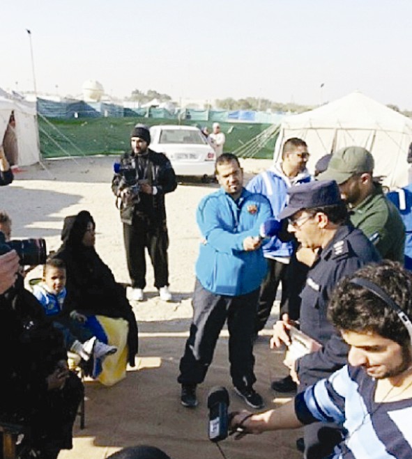 فريق الحملة في احد المخيمات