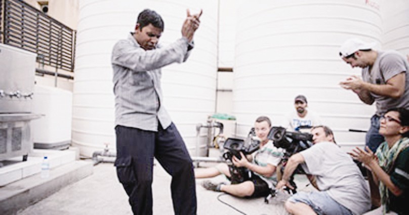 خلال تصوير فيلم «بطل المخيم»