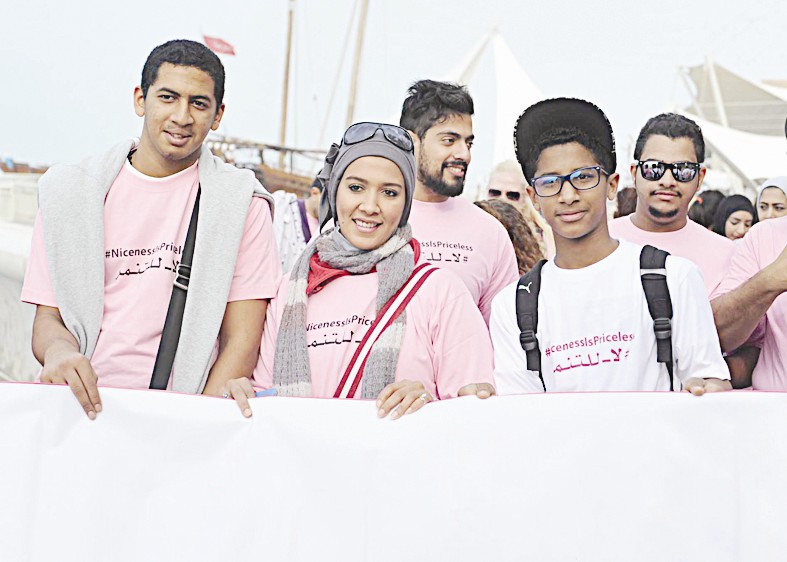 مشاركون في الماراثون