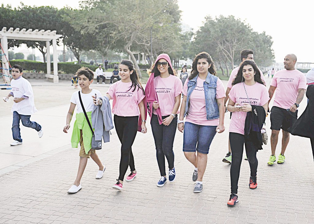 شباب وفتيات