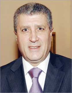 محمد عبد الحميد بيضون