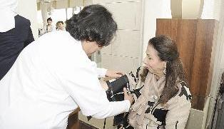 u0634u0631u064au0641u0629 u0627u0644u062cu0627u0633u0645  u0644u062fu0649 u062au0628u0631u0639u0647u0627 u0628u0627u0644u062fu0645 u0641u064a u064au0648u0645 u0627u0644u0623u0633u0631u0629