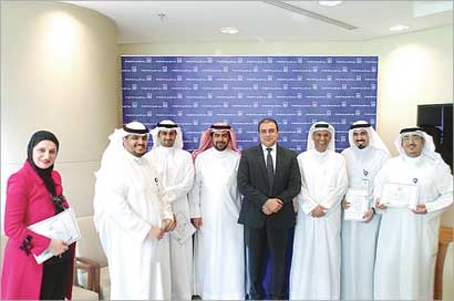 u0627u0644u0645u0648u0638u0641u0648u0646 u0627u0644u0645u0643u0631u0645u0648u0646