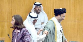 القلاف ورولا دشتي وبينهما الشمالي