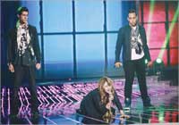 فريق «young pharos» 