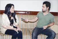 ومتحدثة للزميل علاء محمود 