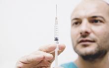 الحقنة التي تعيد للاصلع... شعره