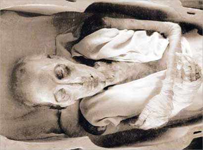 u0646u062cu0627u0647 u0627u0644u0644u0647 u0628u0628u062fu0646u0647 u0644u064au0643u0648u0646 u0644u0645u0646 u062eu0644u0641u0647 u0622u064au0629 u0648u0639u0628u0631u0629