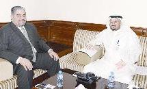 الموسوي في ديوانية «الراي»	 (تصوير  علي السالم)