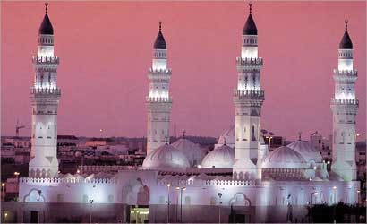 u0645u0633u062cu062f u0627u0644u0642u0628u0644u062au064au0646 u0627u0644u0630u064a u0634u0647u062f u062au062du0648u064au0644 u0627u0644u0642u0628u0644u0629 u0645u0646 u0627u0644u0645u0633u062cu062f u0627u0644u0623u0642u0635u0649 u0625u0644u0649 u0628u064au062a u0627u0644u0644u0647 u0627u0644u062du0631u0627u0645