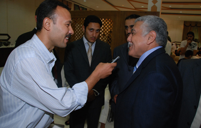 u0639u0632u0627u0648u064a u0645u062au062du062fu062bu0627 u0627u0644u0649 u0627u0644u0632u0645u064au0644 u0639u0645u0627u062f u062eu0636u0631