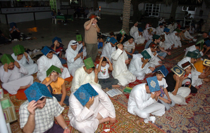 u0627u062du064au0627u0621 u0644u064au0644u0629 u0627u0644u0642u062fu0631 u0641u064a u0645u0633u062cu062f u0632u064au0646 u0627u0644u0639u0627u0628u062fu064au0646    (u062au0635u0648u064au0631 u0646u0648u0631 u0647u0646u062fu0627u0648u064a)