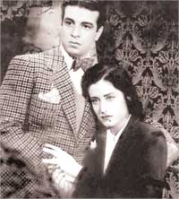 إلى جانب أنور وجدي 