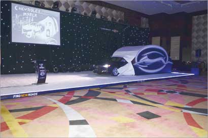  لحظة الكشف عن السيارة الجديدة